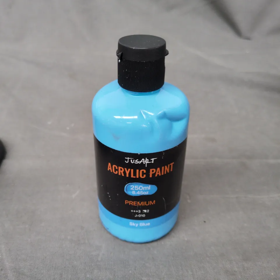 APPROXIMATELY 10 ASSORTED HOUSEHOLD ITEMS INCLUDING ACRYLIC PAINT , ECO DISHWASHER TABS AND ECO CLEANING POWDER