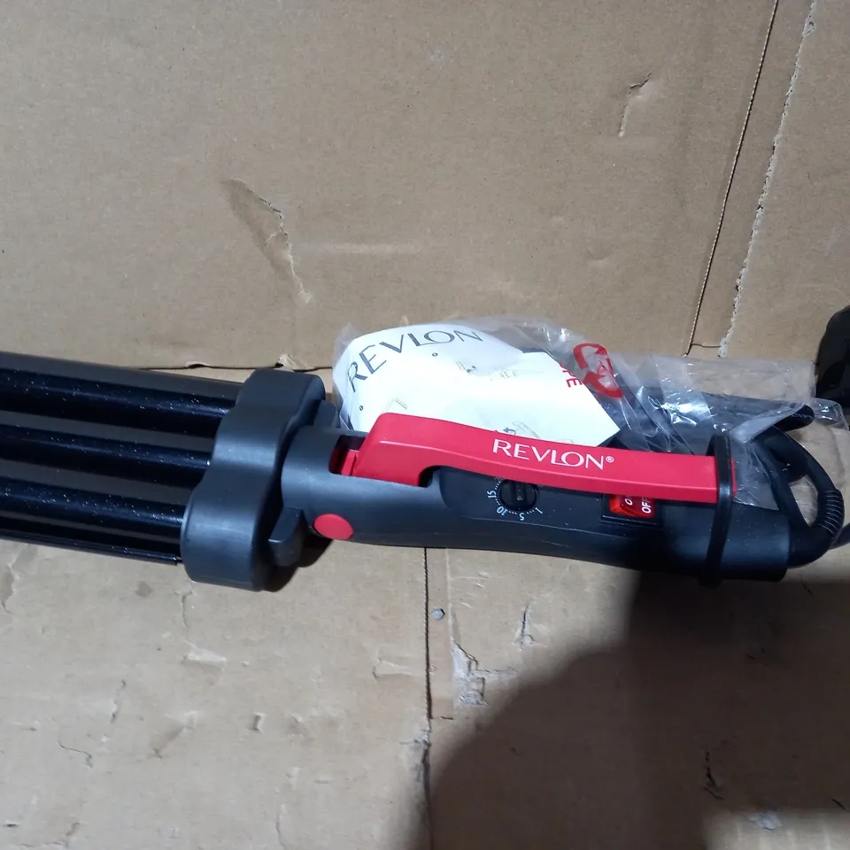 REVLON WAV MASTER JUMBO WAVER RRP £44.99