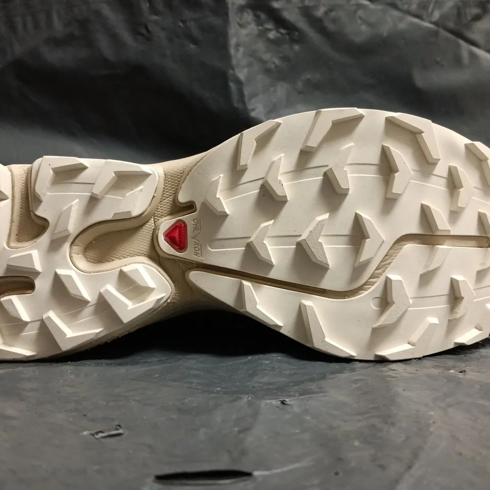 PAIR OF SALOMON TRAINERS IN BROWN SIZE UK 5.5