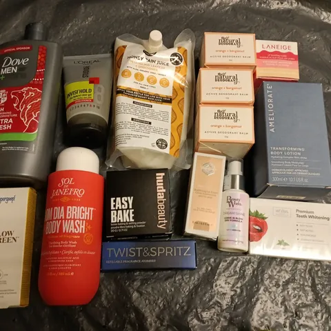 LOT OF APPROXIMATELY 15 ASSORTED HEALTH AND BEAUTY ITEMS TO INCLUDE LANIEGE, DOVE MEN AND LOREAL