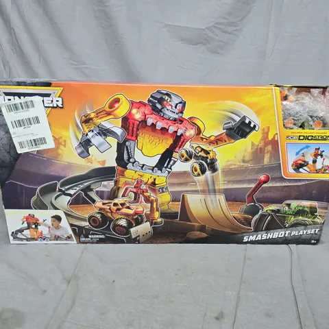 MONSTER JAM SMASH AND BASH SMASHBOT PLAYSET