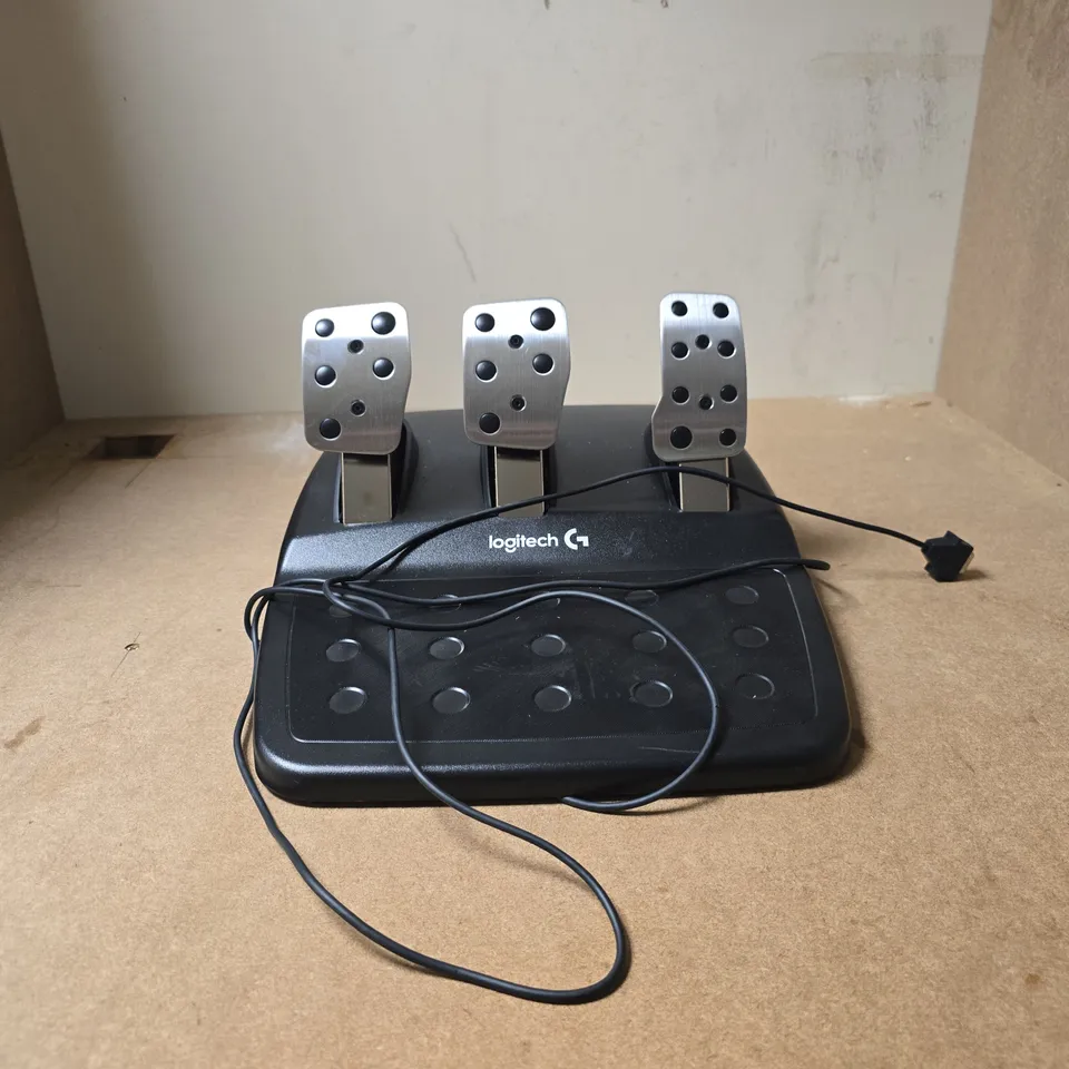 LOGITECH GAMING RACING PEDALS SET UNBOXED
