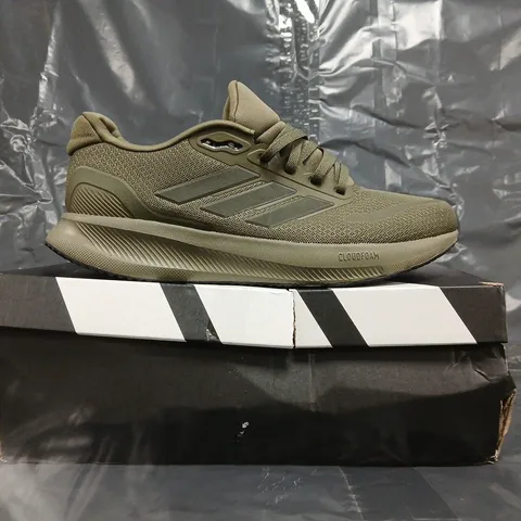 BOXED PAIR OF ADIDAS RUNFALCON 5 SHOES IN GREEN SIZE UK 9