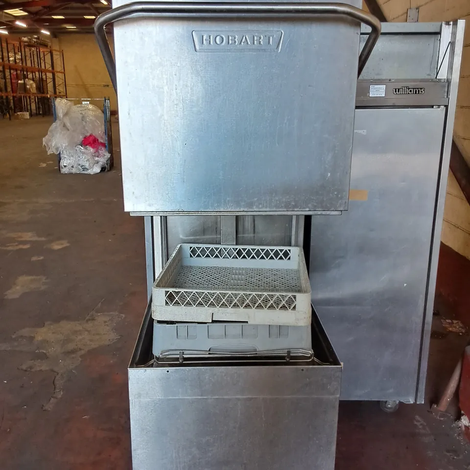 HOBART FREESTANDING LIFT UP CATERING DISH WASHER