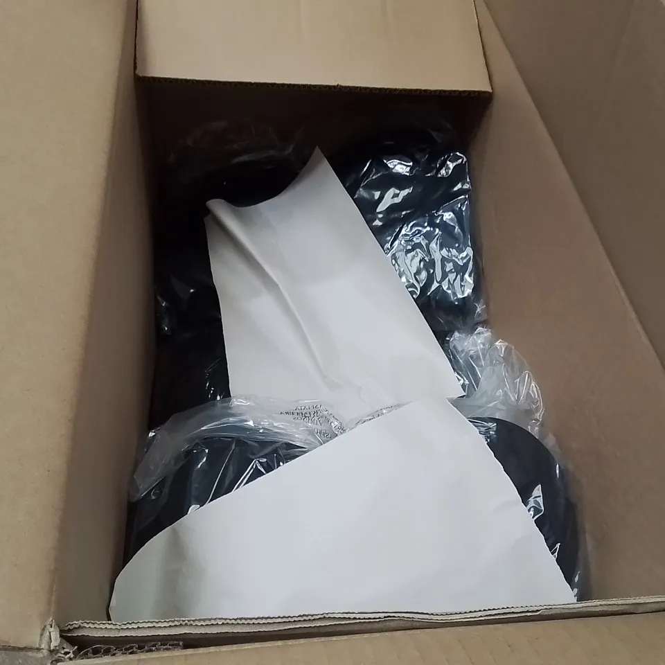 BOXED BRAND NEW APPROXIMATELY 7 MAGISCULPT BLACK BODYSUIT SIZE 40E