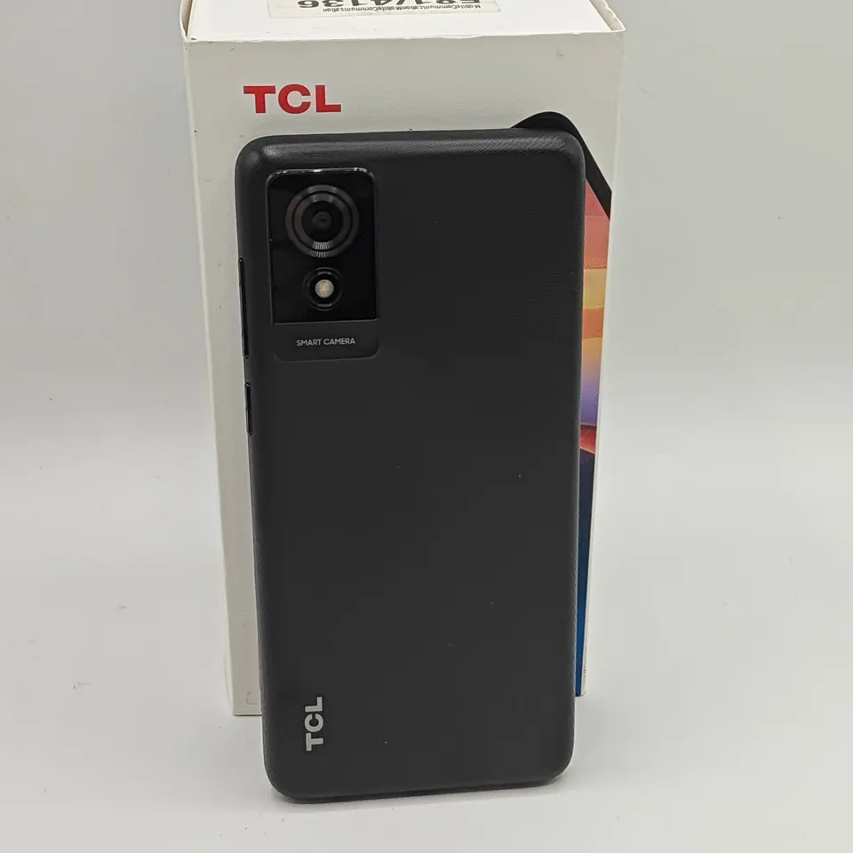BOXED TCL 501 2/32GB IN BLACK - T433D
