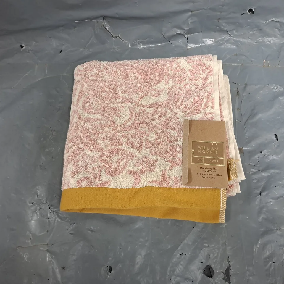 WILLIAM MORRIS STRAWBERRY THEIF HAND TOWEL 50 X 90CM