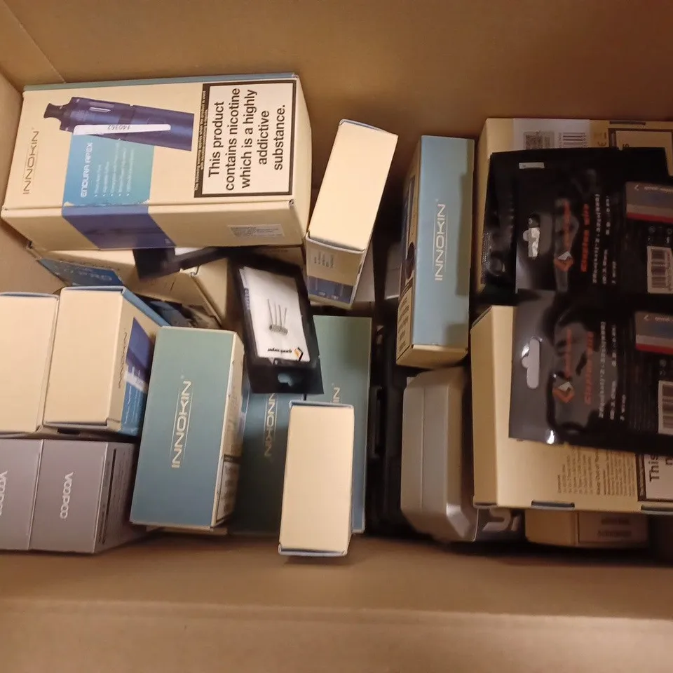 APPROXIMATELY 20 VAPES & E-CIGARETTES TO INCLUDE ENDURA T20 S, INNOKIN ENDURA APEX, INNOKIN GOZEE, ETC
