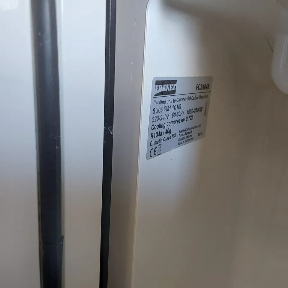 FRANKE A600 SWISS MADE COMMERCIAL COFFEE MACHINE WITH CLEANMASTER MILK CHILLER