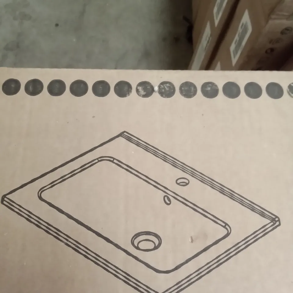 BOXED ARUNA WALL MOUNTED BASIN 60CM - WHITE