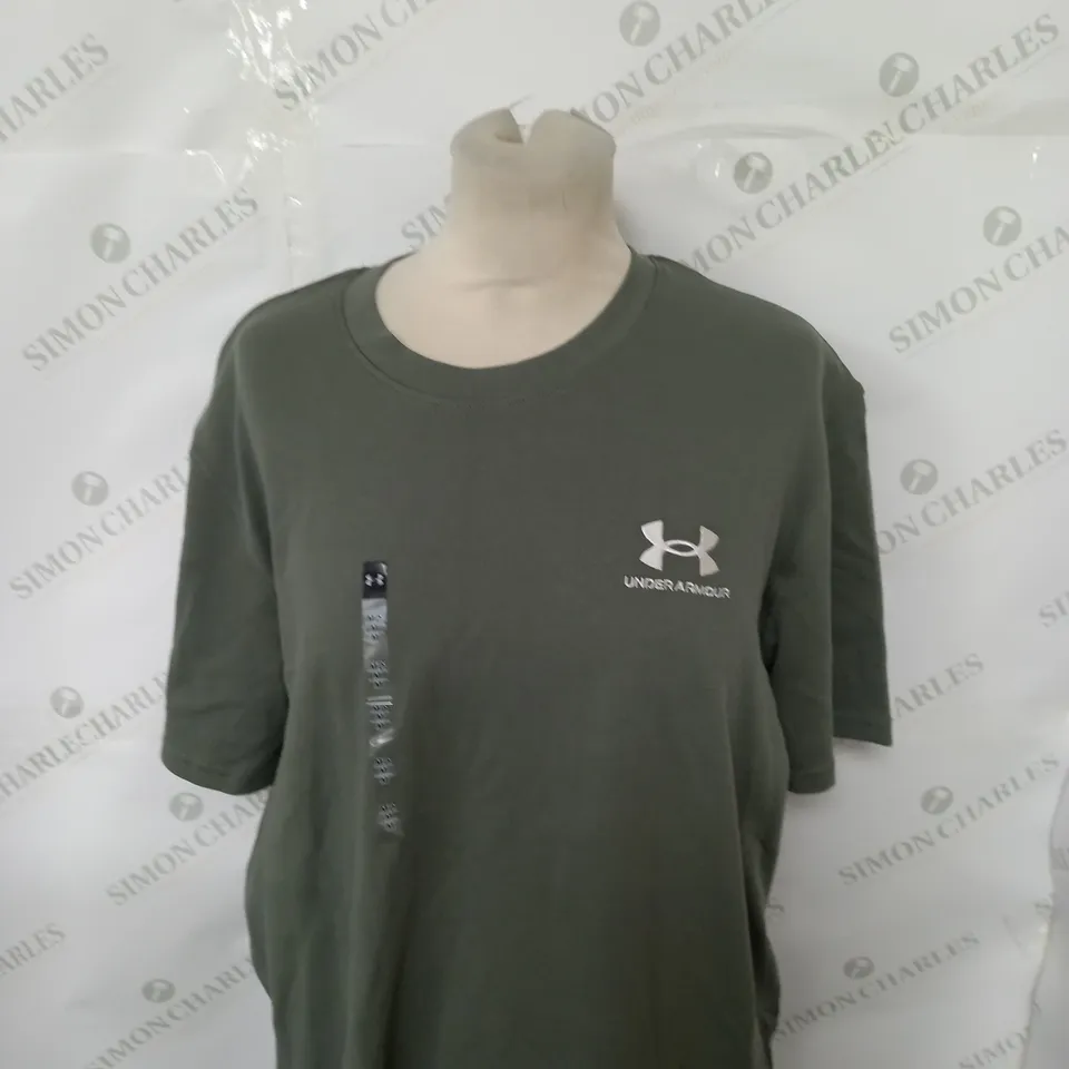 UNDER ARMOUR CASUAL LOGO T-SHIRT SIZE M