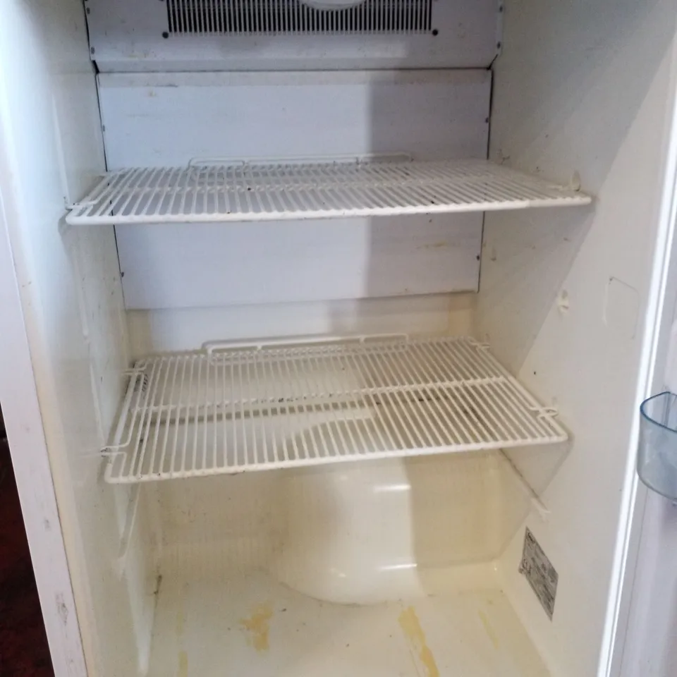 LEC PLUS FREESTANDING PHARMACY FRIDGE 