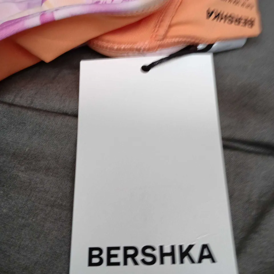 BERSHKA FLORAL BIKINI TOP – PINK/PEACH, UK 12-14 (EU M) 