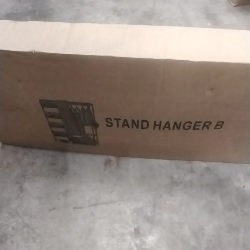 BOXED STAND HANGER