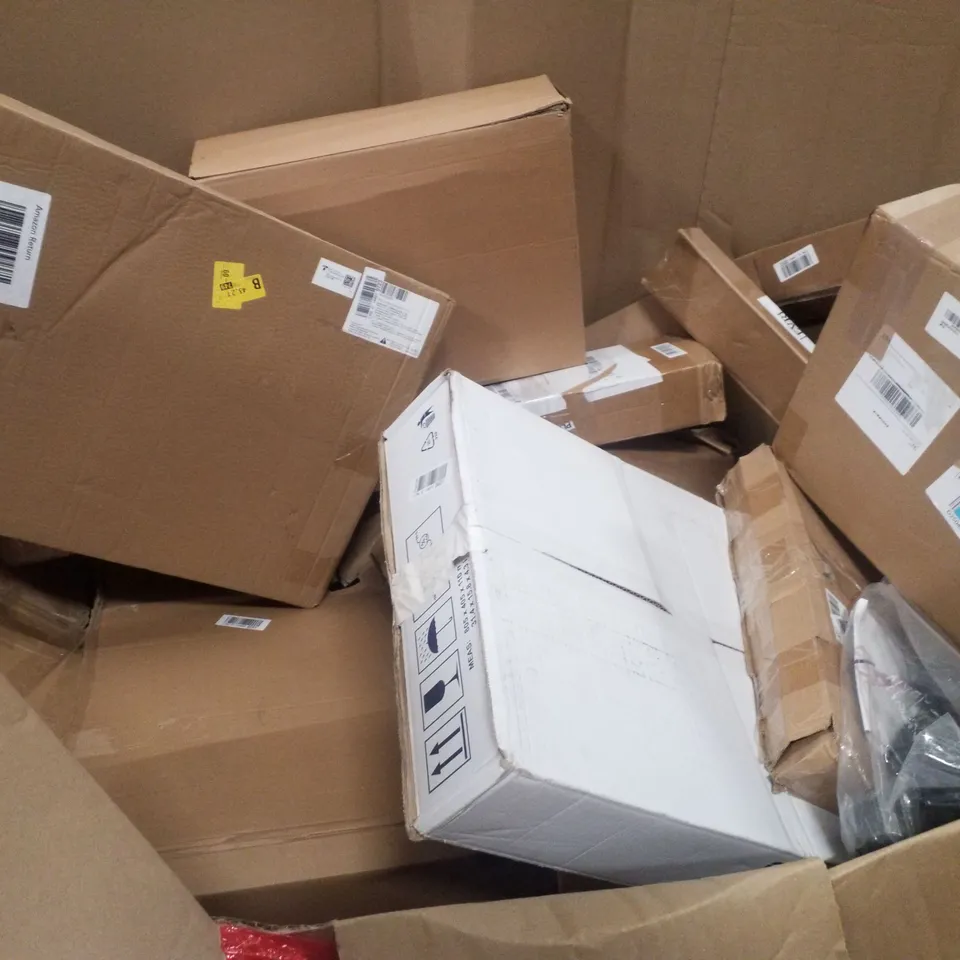 PALLET CONTAINING ASSORTED PRODUCTS INCLUDING AB MACHINE, PICTURE FRAME, WHEELCHAIR RAMPS & SHOE RACK