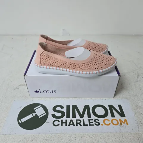 BOXED PAIR OF LOTUS EWELINA SHOES IN PINK - EU 39