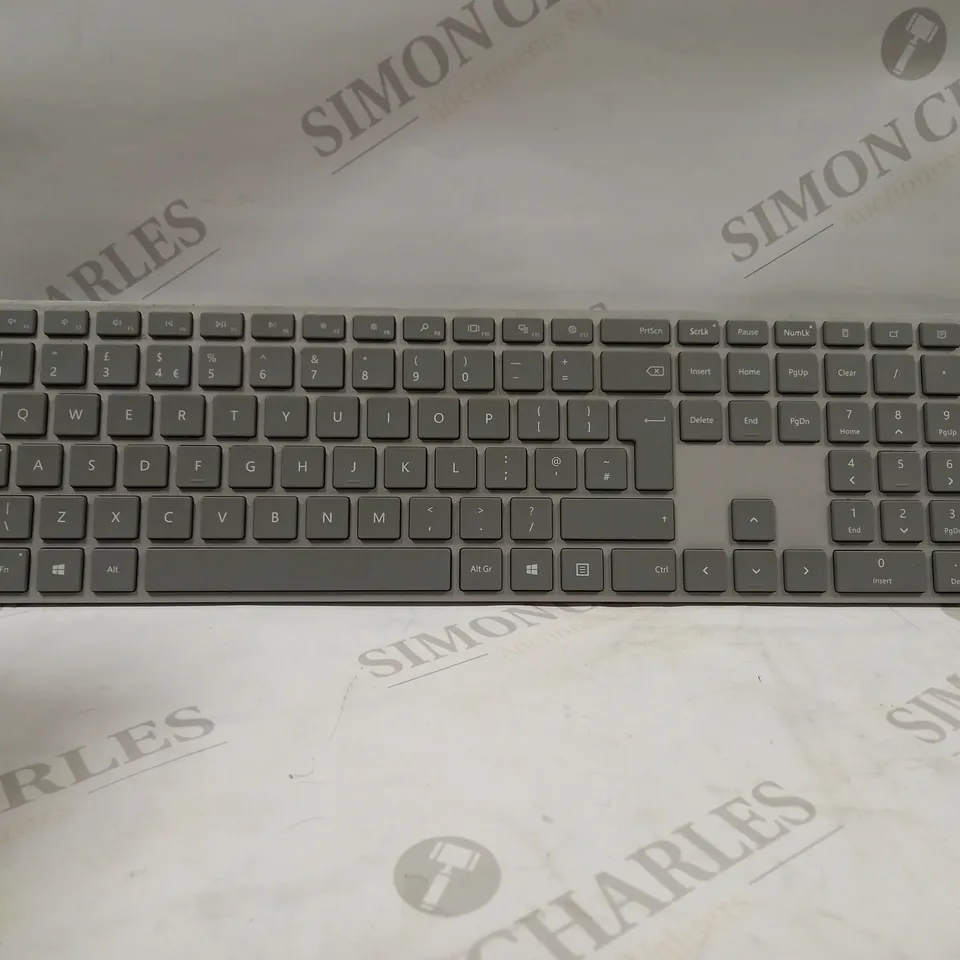 MICROSOFT SURFACE KEYBOARD
