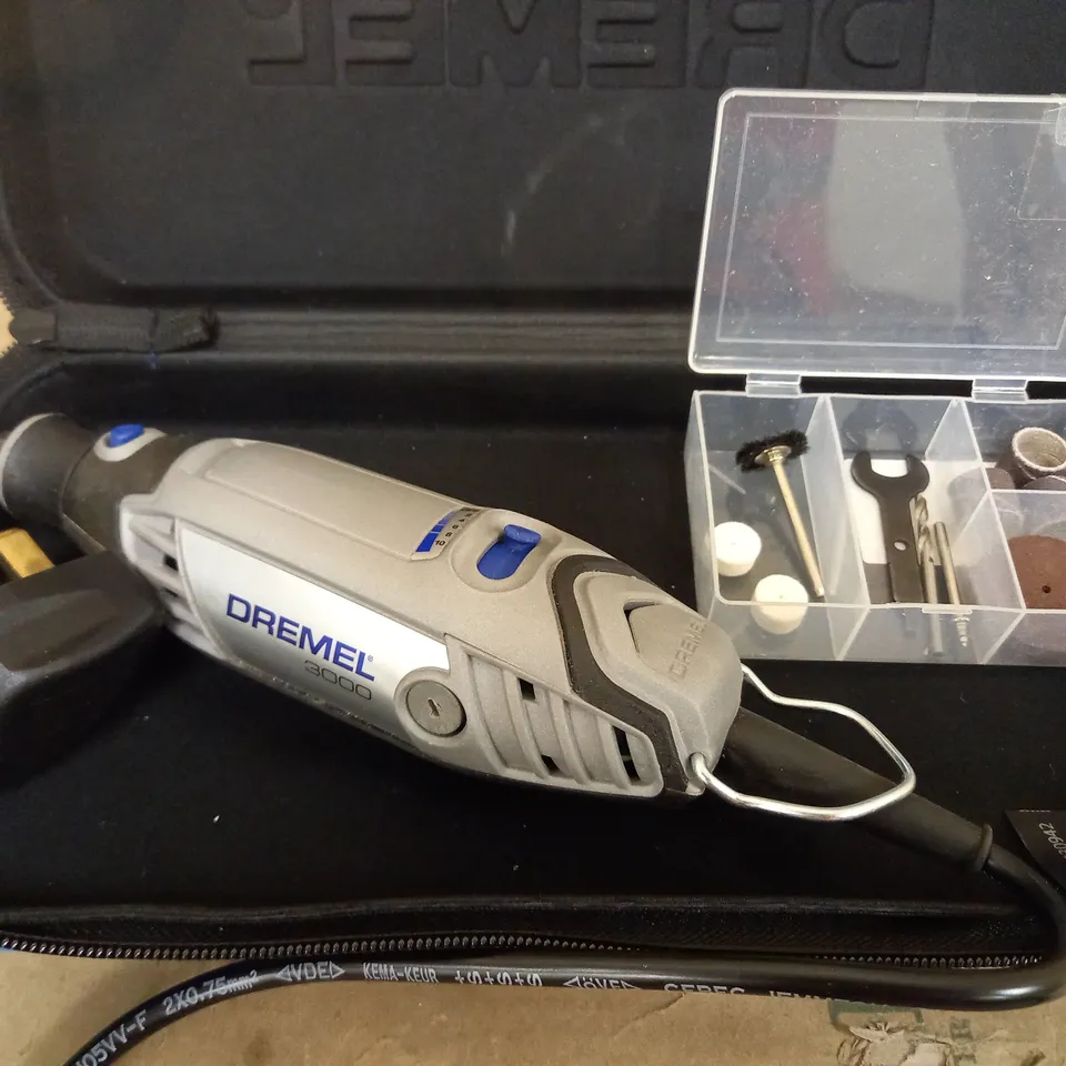 DREMEL 3000 MULTITOOL