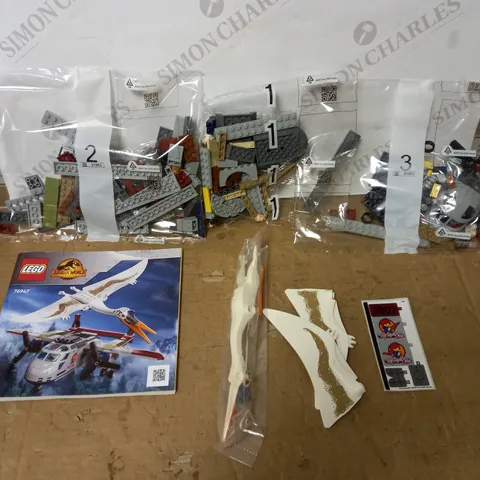 LEGO JURASSIC WORLD QUETZALCOATLUS PLANE AMBUSH (76947)