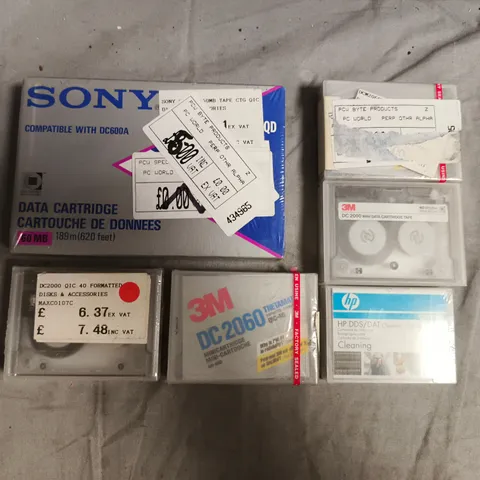 BOX OF APPROXIMATELY 20 ASSORTED COMPUTER/DATA CARTRIDGES IN VARIOUS MAKES AND MODELS