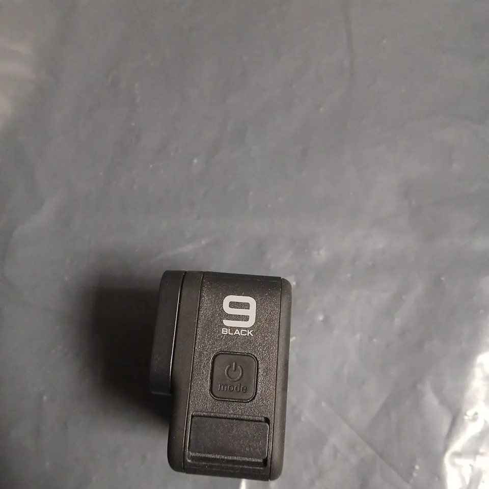 GOPRO HERO9 BLACK ACTION CAMERA WITH CASE & ACCESSORIES