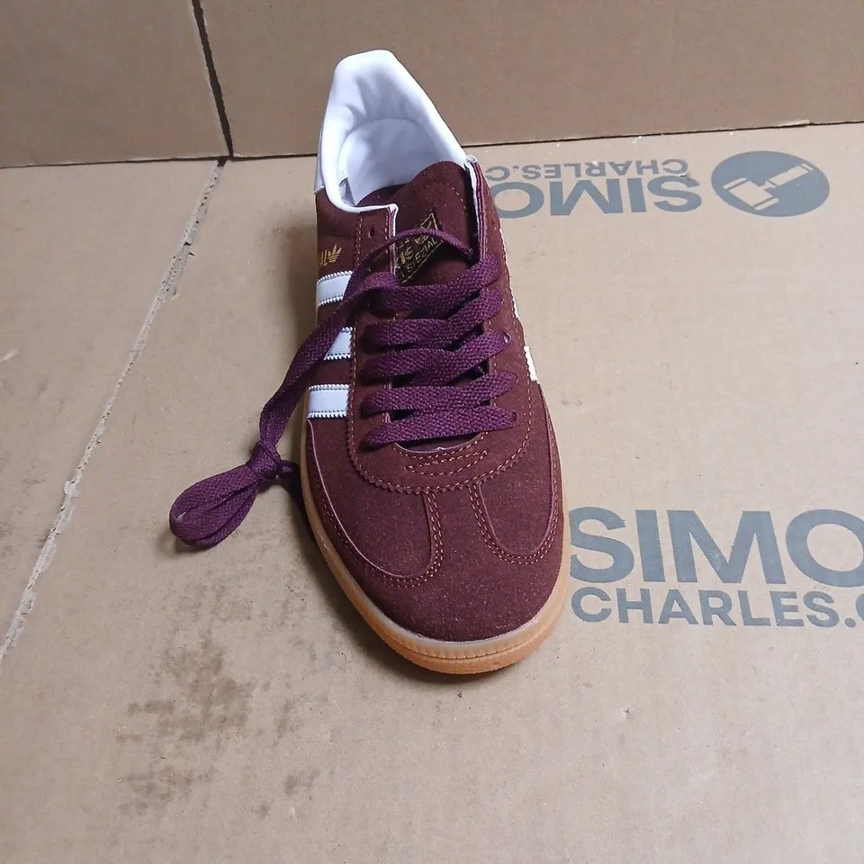 ADIDAS SPEZIAL SNEAKERS – BURGUNDY SUEDE, WHITE 3-STRIPES, GUM SOLE BOXED SIZE 6.5