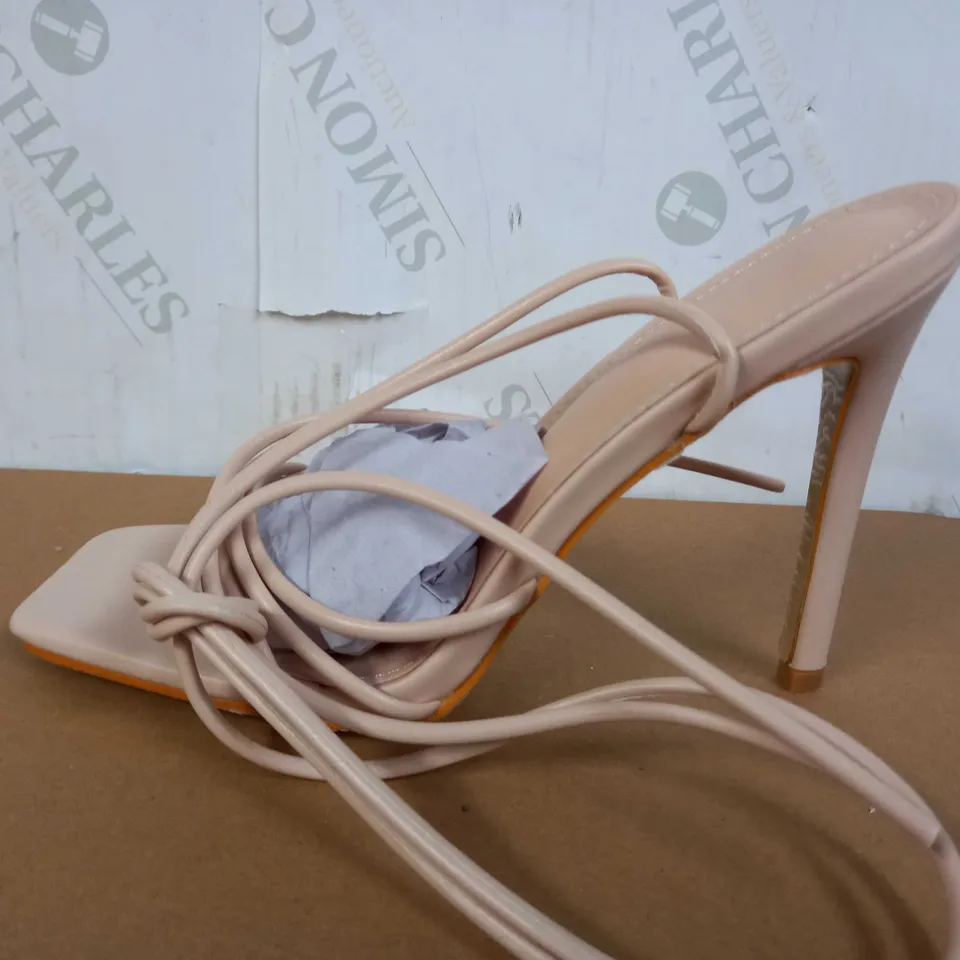 BOXED PAIR OF HIGH HEELS (BEIGE), SIZE 40 EU