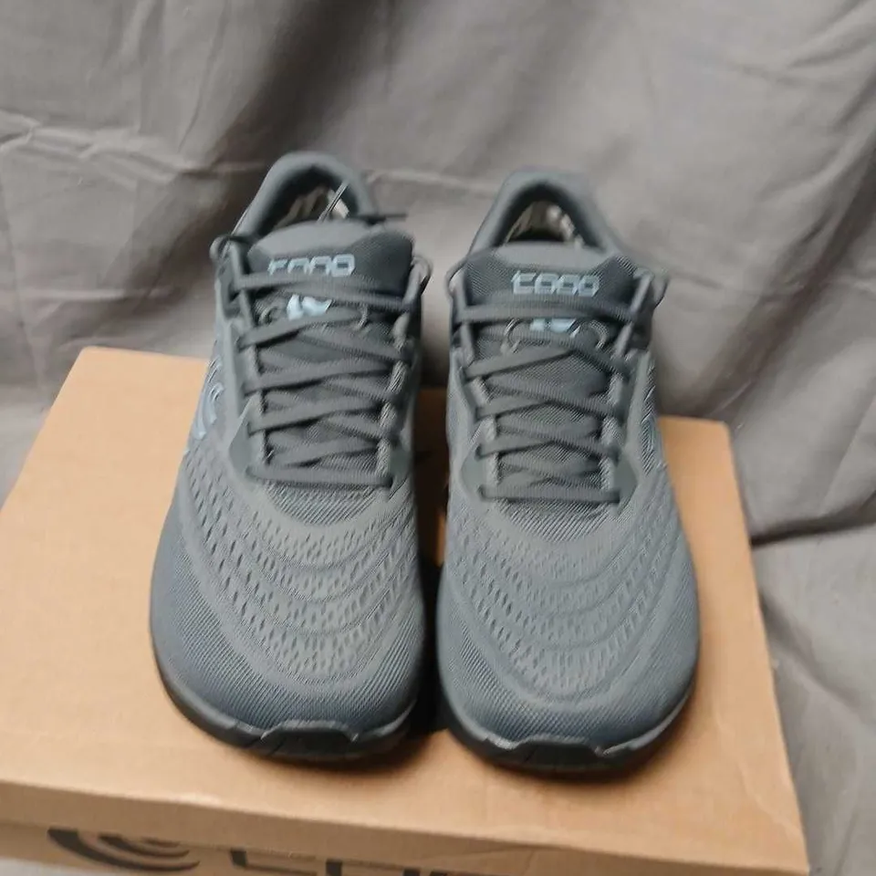 TOPO ATHLETIC PHANTOM 4 WP WOMEN'S RUNNING SHOES, GREY/BLUE SIZE 8