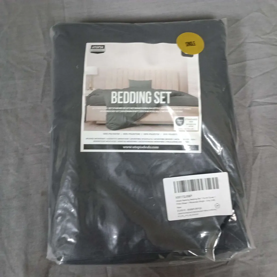 UTPOIA BEDDING SINGKE BEDDING SET IN GREY