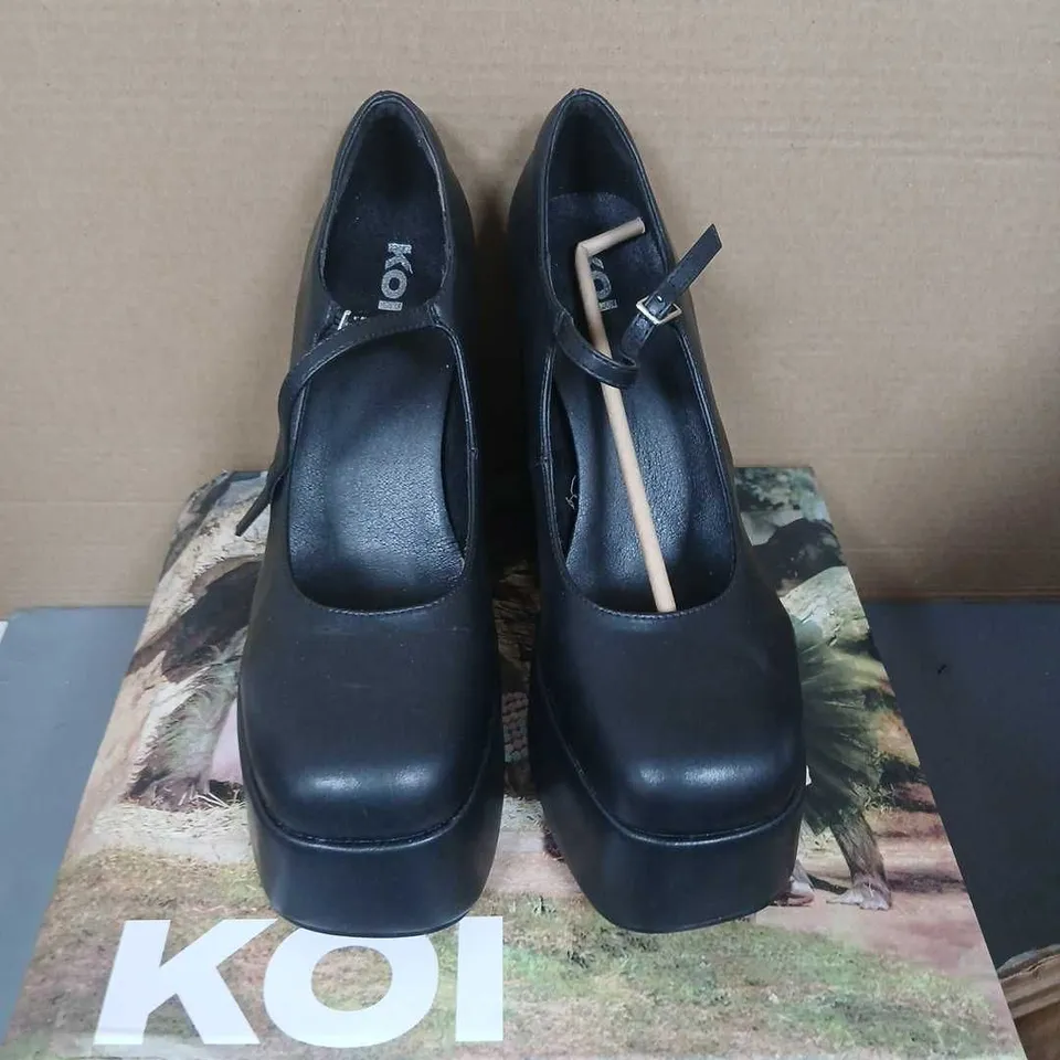 KOI DARKBLOOM BLACK PLATFORM HEELS – WOMEN'S UK SIZE 10