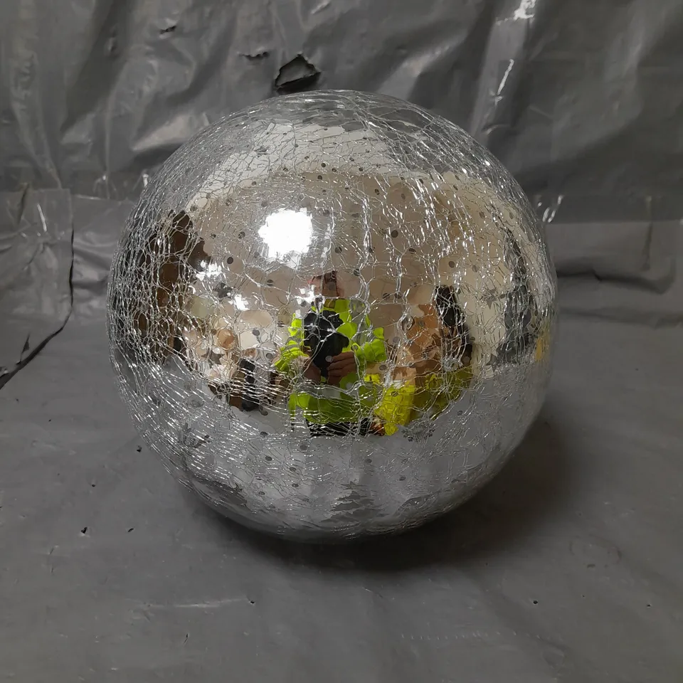 20CM BATTERY OPERATED LIT CRACKLE EFFECT BALL  RRP £21.99