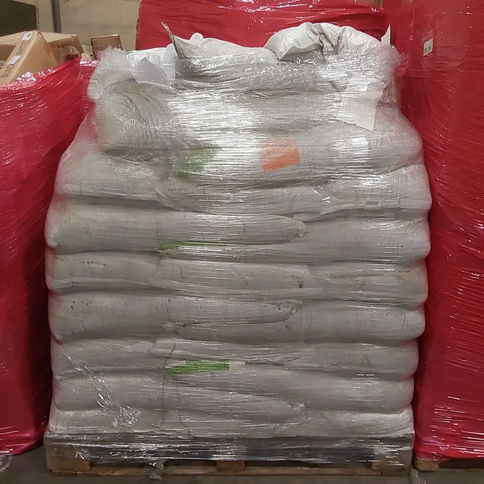 PALLET TO CONTAIN A LARGE QUANTITY OF A1 LAWN SEED BAGS 