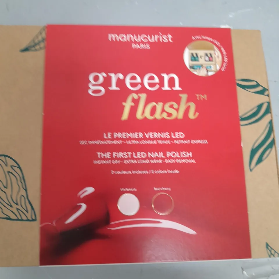 MANUCURIST GREEN FLASH PRO GEL KIT