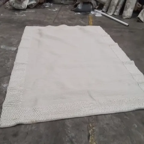 QUALITY DESIGNER AREA RUG - APPROXIMATELY 270X190