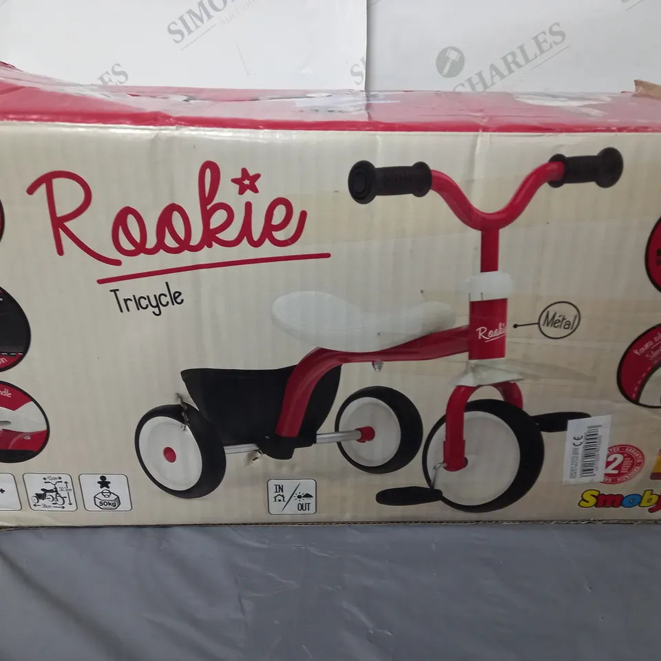 BOXED SMOBY ROOKIE KIDS TRICYCLE IN RED AND WHITE 