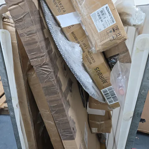 CAGE OF APPROXIMATELY 10 ASSORTED HOUSEHOLD ITEMS TO INCLUDE INDUCTION HOB, WALL MIRROR, ETC - COLLECTION ONLY