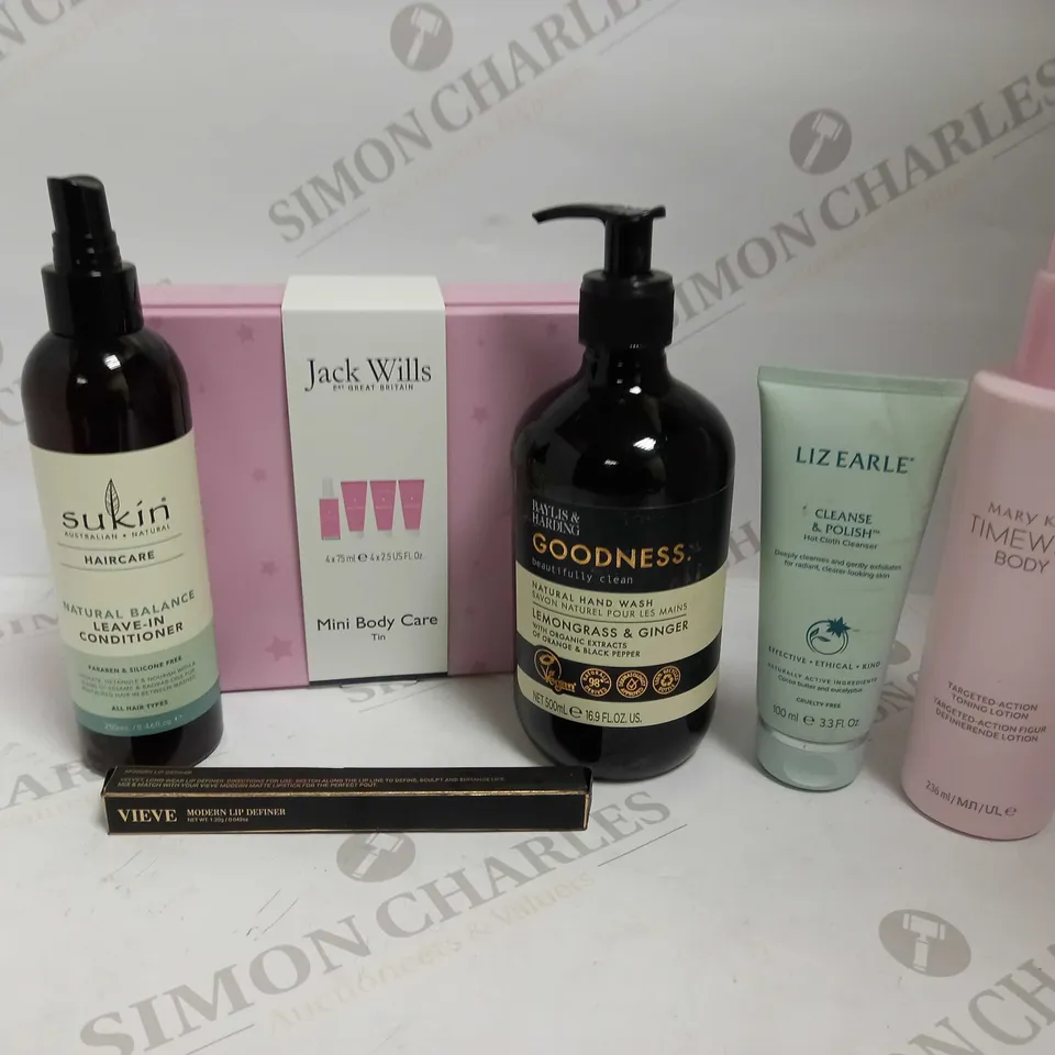 LOT OF APPROXIMATELY 20 ASSORTED HEALTH & BEAUTY ITEMS, TO INCLUDE SUKIN, MARY KAY, JACK WILLS, ETC