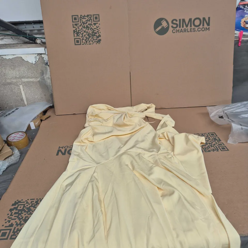 PRETTY LAVISH PORTO ONE-SHOULDER GODDESS MAXI DRESS SIZE 8 – LEMON (NEW WITH TAGS)