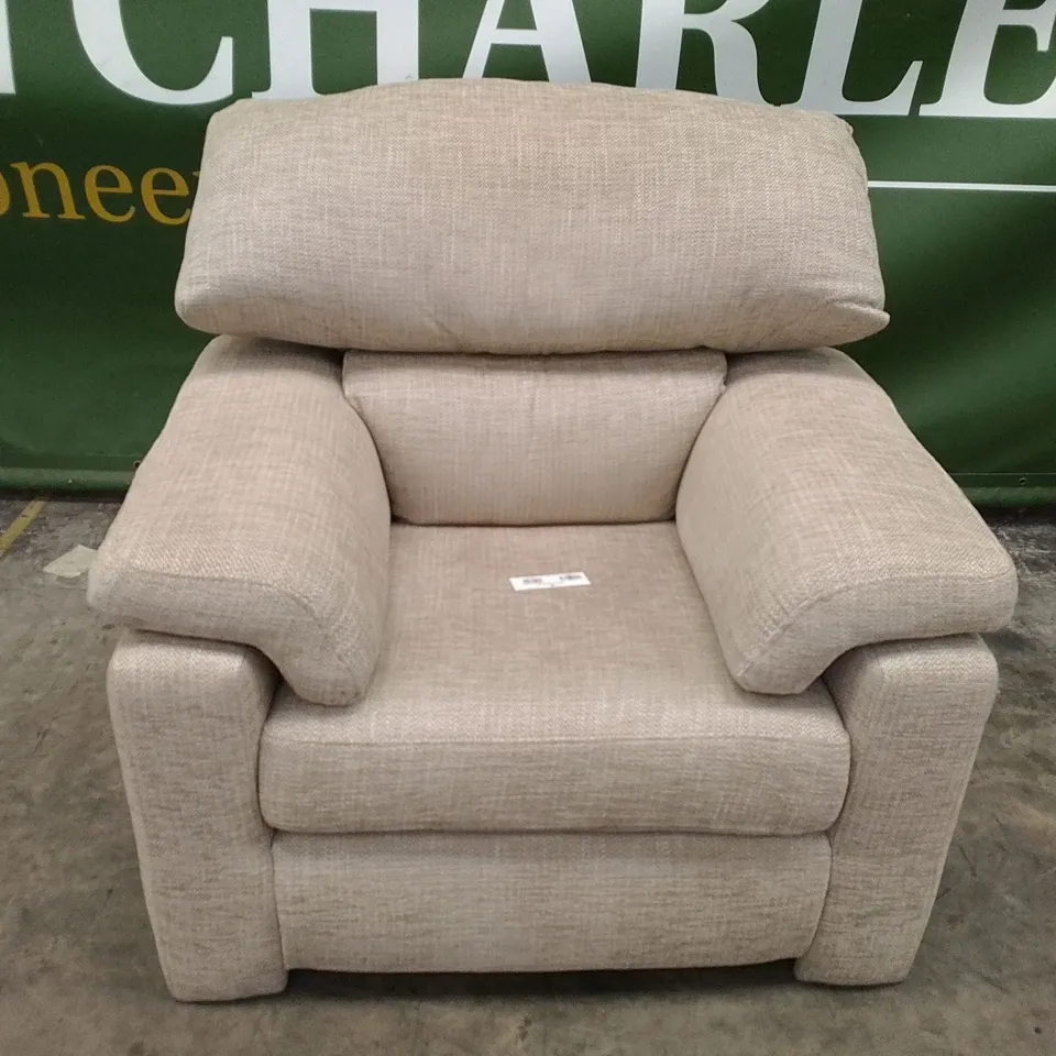 LARGE ARMCHAIR - CREAM FABRIC
