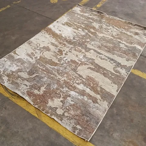 QUALITY DESIGNER AREA RUG - APPROXIMATELY 228CM X 158CM