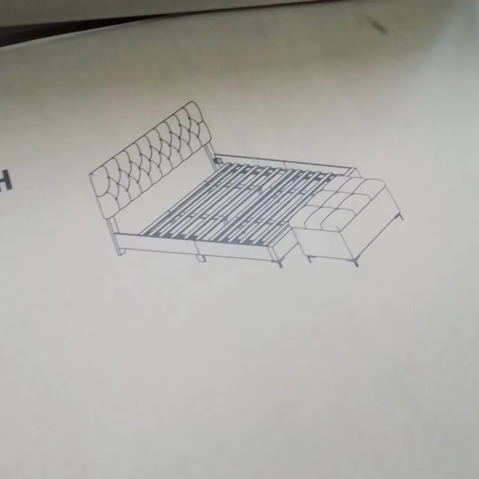 BRAND NEW SUPER KING PLATFORM BED WITH STORAGE BENCH  -BLACK-