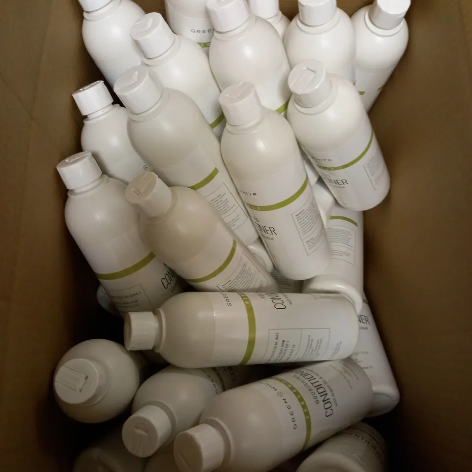 BOX OF APPROX 30 GREEN N WHITE NOURISHING CONDITIONER - COLLECTION ONLY