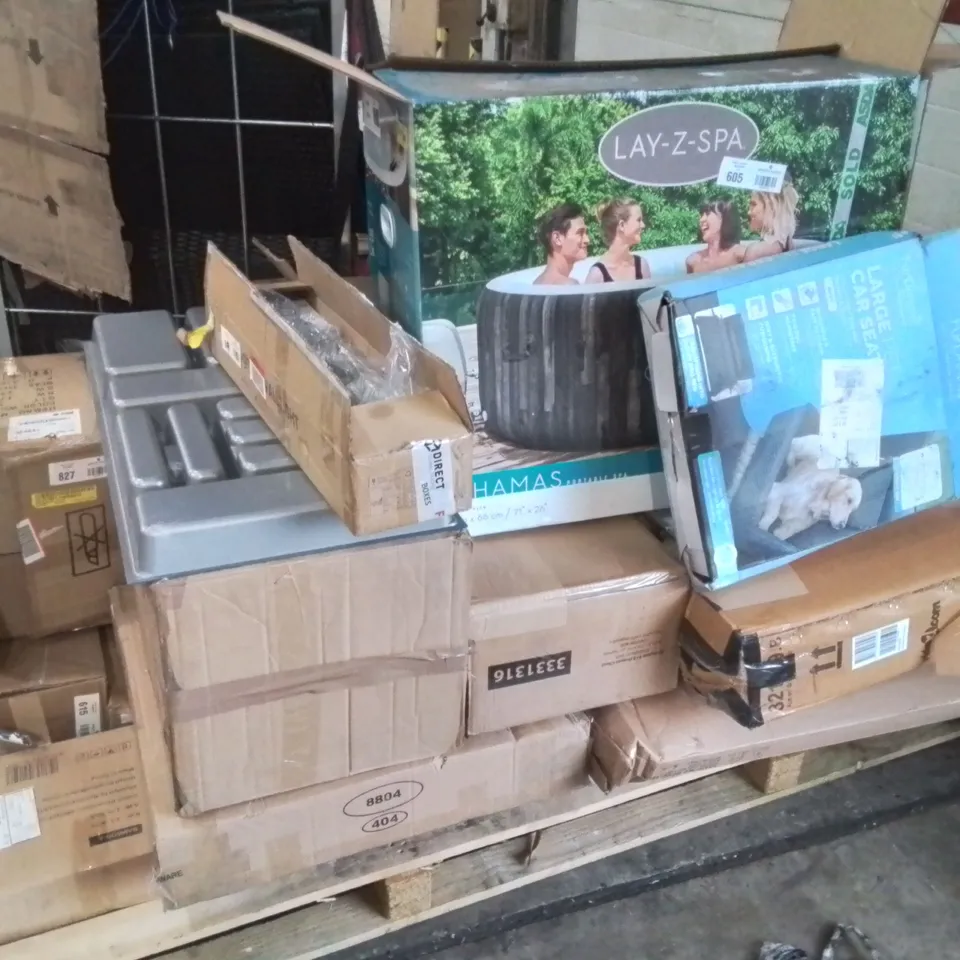 PALLET CONTAINING VARIOUS ASSORTED ITEMS TO INCLUDE,  SPA PUMP AND PARTS, ARLINGTON 4+3 DRAWER CHEST, PET CAR SEAT ECT.