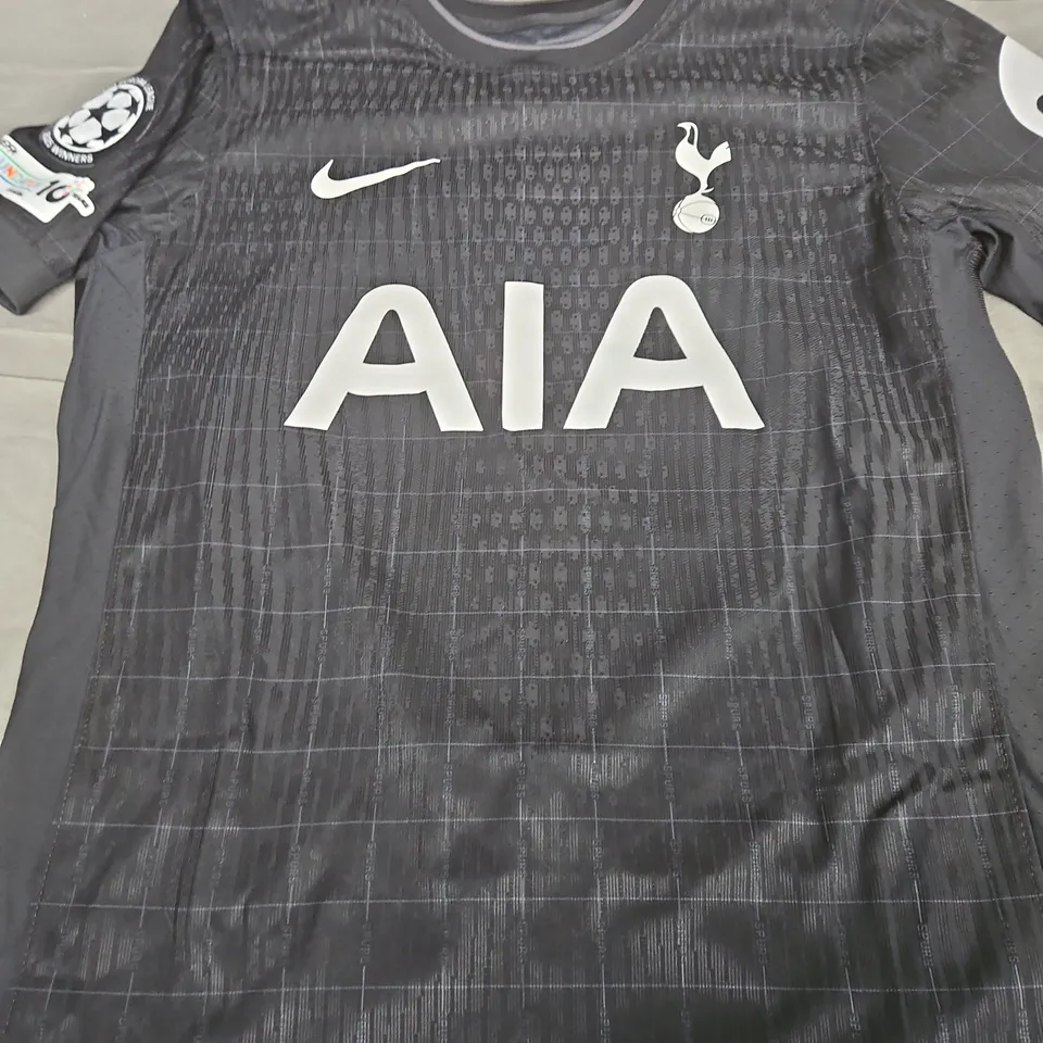TOTTENHAM HOTSPURS AWAY JERSEY 25/26 - SON 7 - SIZE M