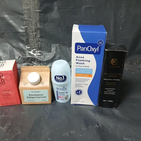 APPROXIMATEY 20 ASSORTED HEALTH AND BEAUTY PRODUCTS TO INCLUDE PANOXYL FOAMING WASH, NIP AND FAB FINISHING OIL AND ANGEL SILK SUN SCREEN