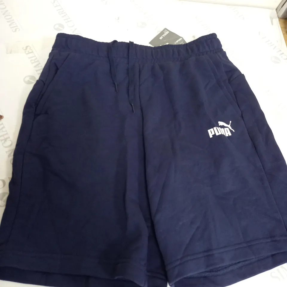 NAVY BLUE PUMA SHORTS SIZE M