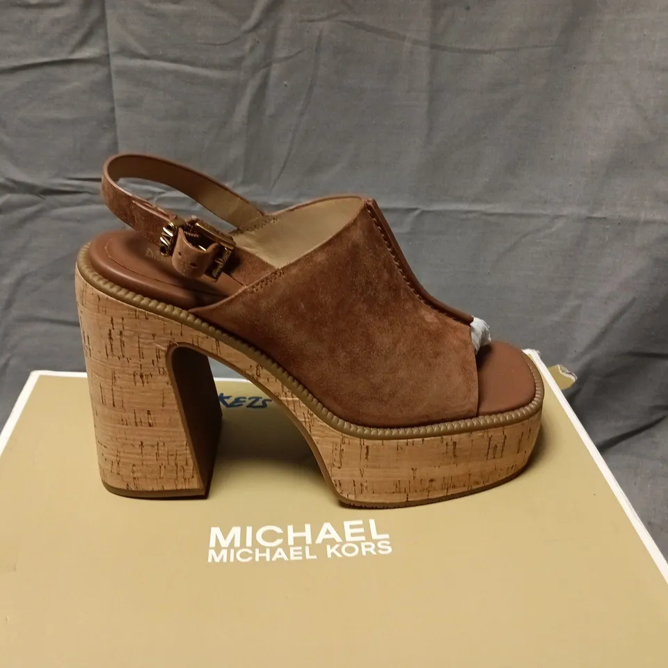 BOXED MICHAEL KORS LEIA PLATFORM SANDAL – SUEDE, BROWN, UK 5.5 (US 7.5)