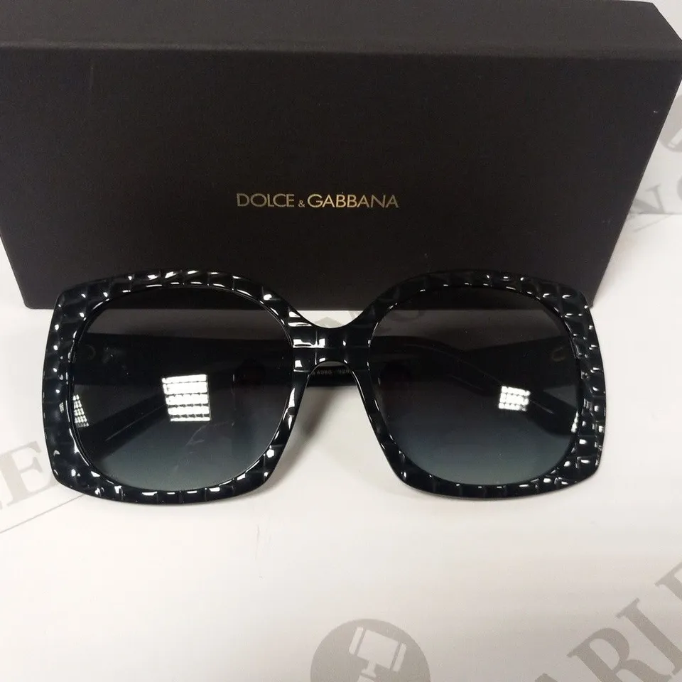 BOXED DOLCE AND GABBANA MEDIUM MONO SUNGLASSES