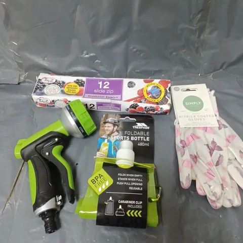 BOX OF APPROXIMATELY 20 ASSORTED HOUSEHOLD ITEMS TO INCLUDE GARDNEING GLOVES, FREEZER BAGS AND A FOLDABLE WATER BOTTLE