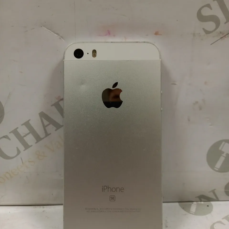 APPLE IPHONE SE (1ST GENERATION - A1662)